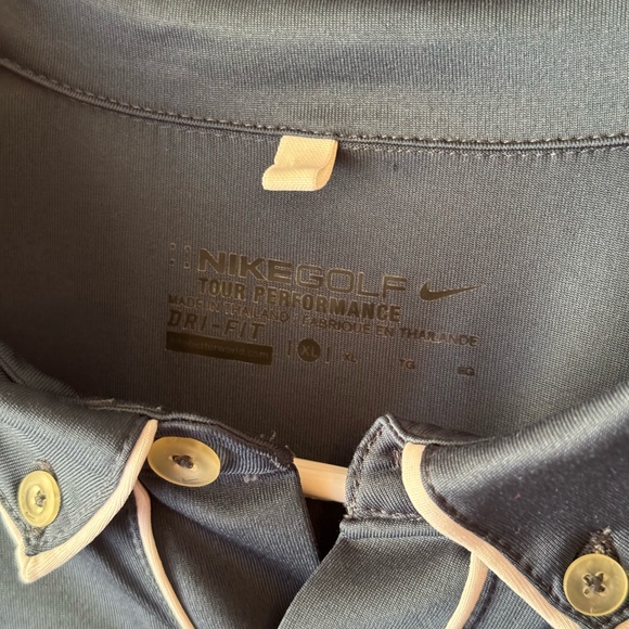 Nike Golf Polo - Men’s XL - Picture 3 of 3